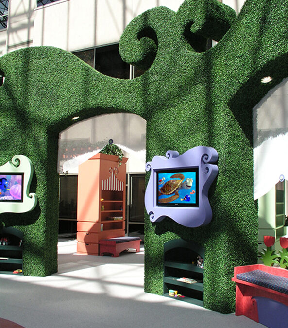Corewell Health William Beaumont University Hospital Pediatric Garden, Royal Oak, MI