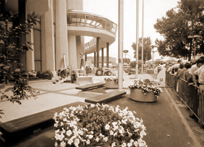 FORD MOTOR COMPANY EXHIBIT – NEW YORK’S WORLD’S FAIR, Flushing Meadows, NY  1964